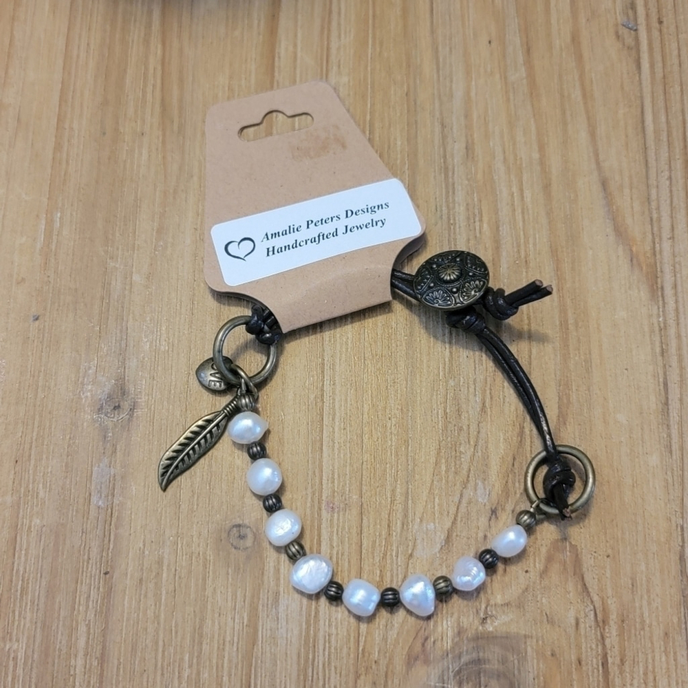 NEW Amalie Peters Ivory Pearl Brown Leather Button Beaded Boho Bracelet
